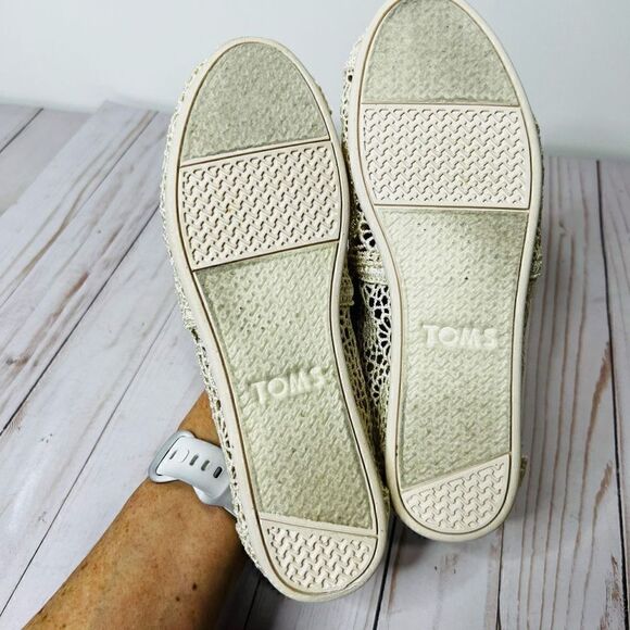 TOMS Cream Lace Flat Slip On Canvas Shoes Sz 7 - Picture 5 of 5